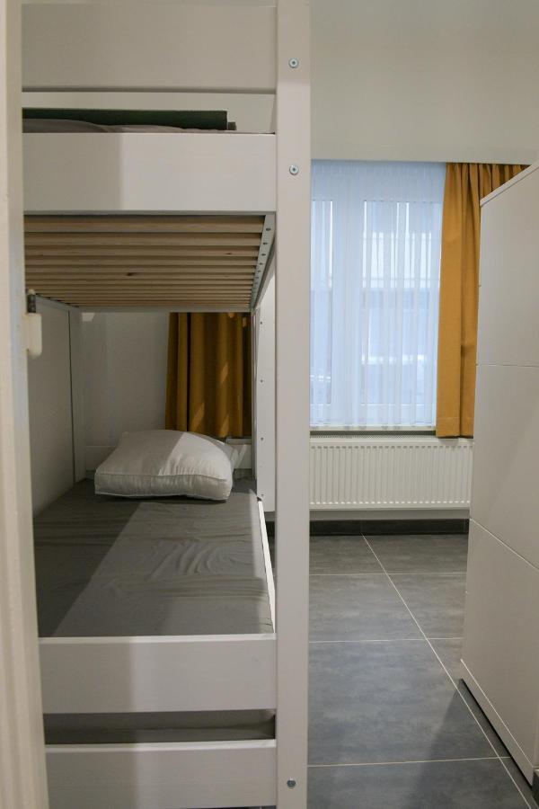 Modern Gelijkvloers Gezinsappartement Knokke-Heist Eksteriør bilde