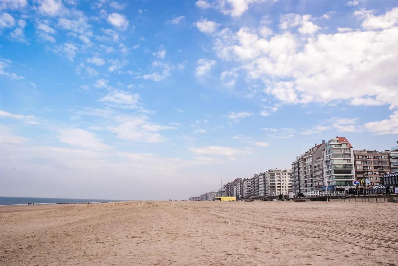 Modern Gelijkvloers Gezinsappartement Knokke-Heist Eksteriør bilde